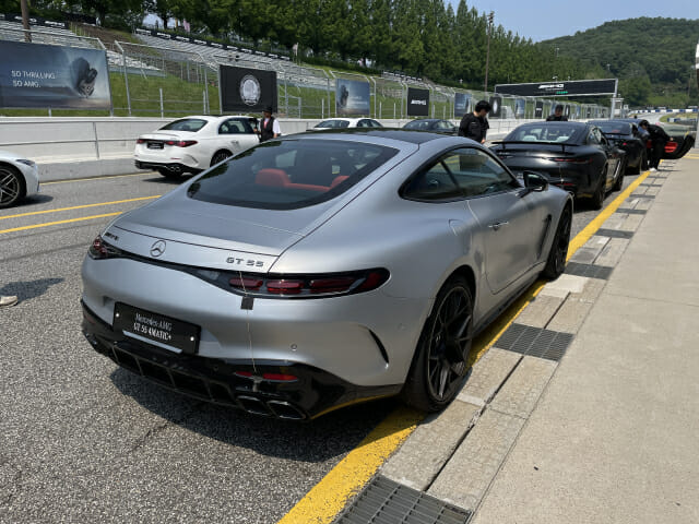 메르세데스-벤츠 AMG-GT 55 4매틱