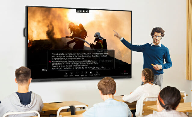 LG 전자칠판 신제품(모델명: TR3DQ)은 수업 내용을 실시간으로 번역해 자막으로 보여주는 ‘AI 실시간 번역(Live Subtitle/Translation)’ 기능으로 외국어를 모르는 학습자도 외국어로 진행되는 수업을 이해할 수 있게 돕는다.(사진=LG전자)
