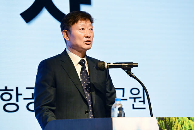 이상철 한국항공우주연구원장이 17일 열린 K-드론 기체 공급망 이니셔티브 출범식에서 축사했다.