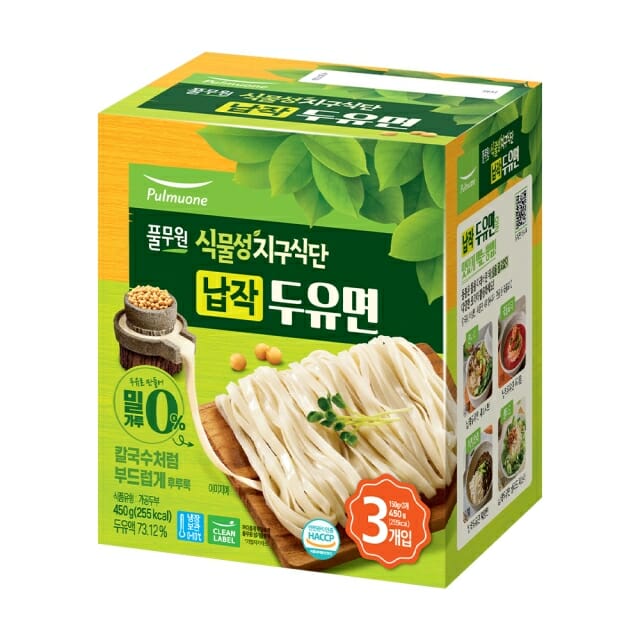 풀무원 식물성지구식단 납작 두유면. (사진=풀무원)