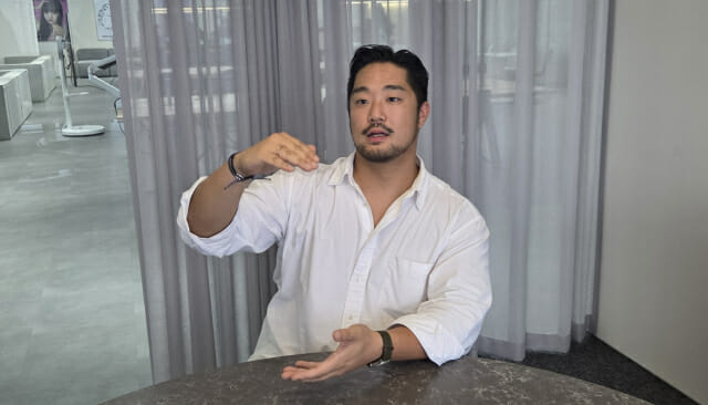 천진우 지그재그 이너웨어 파트장이 이너웨어와 액티브웨어가 더해진 파트 신설 배경에 대해 설명하고 있다. (사진=지디넷코리아)