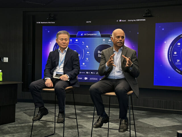 벨챠미 샨카르링암 줌 프로덕트 및 엔지니어링 부문 사장(오른쪽)과 김채곤 줌코리아 지사장.