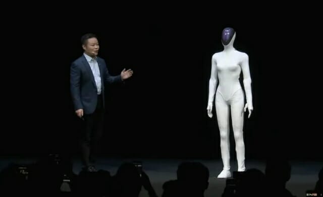 [영상] "진짜 여자 아냐?"…샤오펑 2세대 휴머노이드 로봇 화제