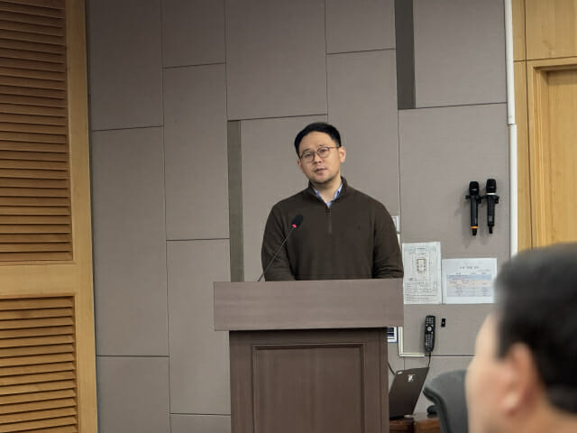 김재기 S2W 위협인텔리전스센터장이 발언하고 있다.