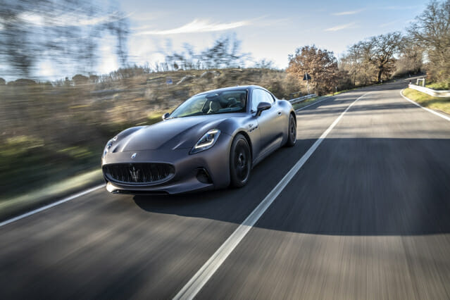 배우 이정재·김지훈이 탄 車…마세라티, tvN '얄미운 사랑' 지원