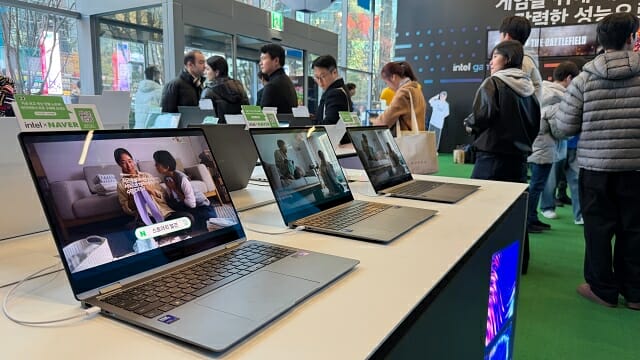 코어 울트라 200V 프로세서는 전력 효율 향상과 AI 성능 강화를 내세웠다. (사진=지디넷코리아)