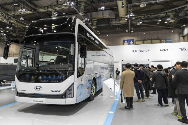 현대차그룹, 수소전시 'WHE 2025' 성료…180여명 넥쏘 체험