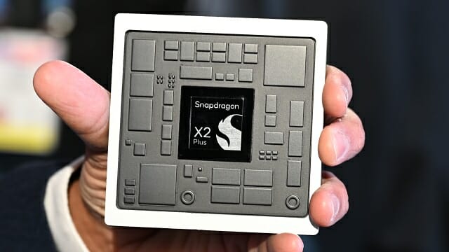 퀄컴 스냅드래곤 X2 플러스 SoC. (사진=지디넷코리아)