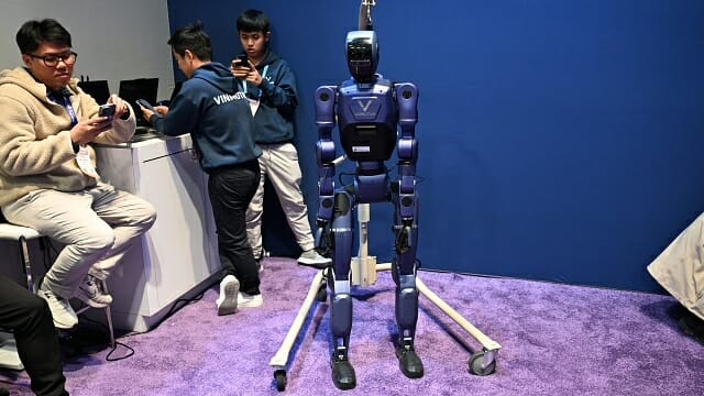 베트남 빈모션이 공개한 '모션2'. 드래곤윙 IQ9 SoC 두 개로 구동된다. (사진=지디넷코리아)