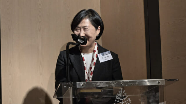 문수복 41대 한국정보과학회장이 2026년 신년인사회에서 인사말을 하고 있다.