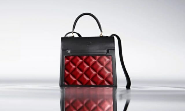 "손 대니까 디자인이 바뀌네"…OLED 핸드백 화제