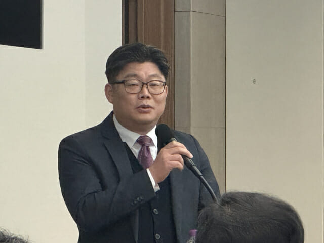 하승철 개인정보위 마이데이터추진단장이 개회사를 하고 있다.