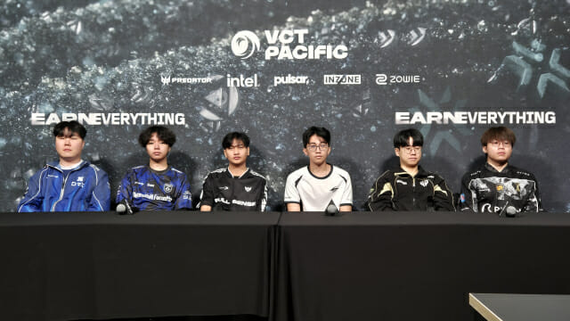 (왼쪽부터) DRX 'free1ng' 노하준, DFM 'yatsuka' 이케다 카즈아, FS 'JitboyS' 찌타나 녹남, TS 'BerserX' 리즈키 아들라 쿠수마, GEN 'Lakia' 김종민, RRQ 'crazyguy' 응오꽁안. 사진=지디넷코리아 진성우 기자