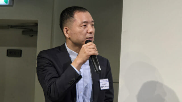 심승배 한국국방연구원 책임연구위원이 사회를 보고 있다.