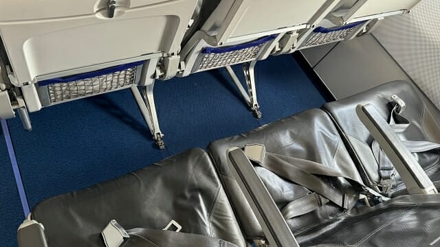 소형 기종 좌석에는 USB 단자나 콘센트가 제공되지 않는 경우도 있다. (사진=지디넷코리아)