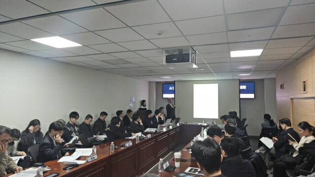 이정택 아이티센엔텍 부사장이 공공 IT 사업의 문제점과 해결 방안을 제안했다. (사진=지디넷코리아)