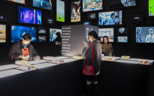 울트라백화점 서울 Vol.2는 5월10일까지 운영된다.