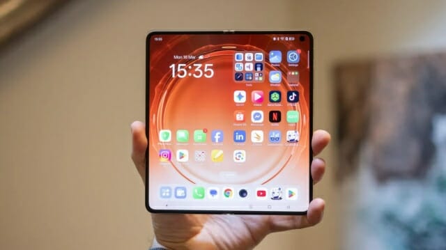 오포의 주름 없는 폴더블폰, 진짜 주름 없나 봤더니