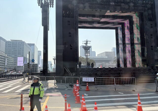 21일 오후 8시 펼쳐지는 광화문 BTS 컴백 무대 뒤 편 (사진=지디넷코리아)