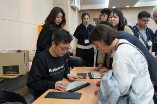 [ZD SW투데이] 아웃시스템즈, 거버넌스 AI 시스템 도입 外