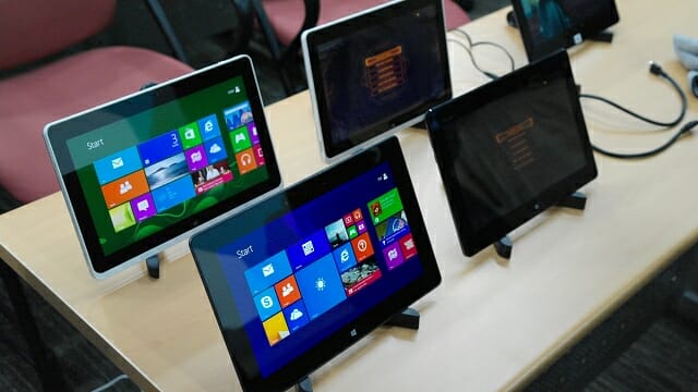 2013년 출시된 인텔 아톰 Z3000 프로세서 기반 윈도 태블릿. (사진=지디넷코리아)